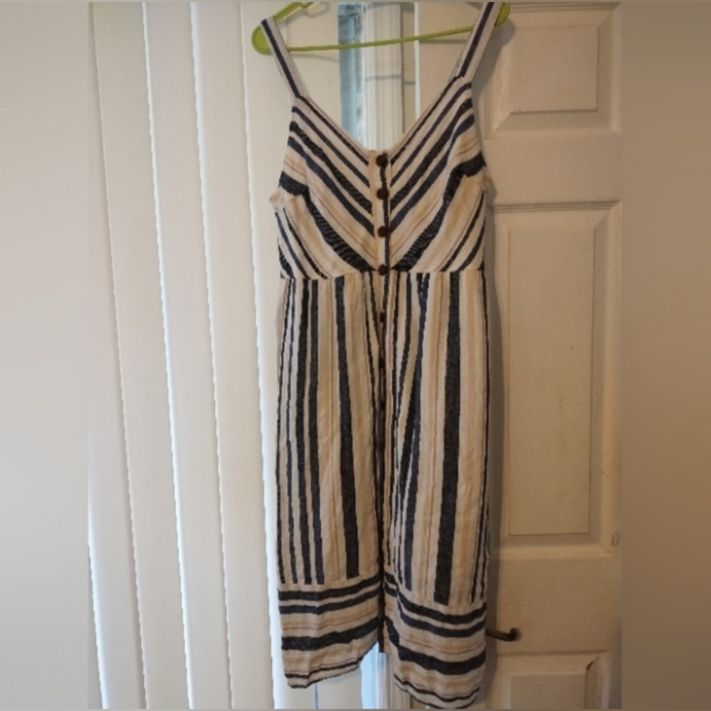 Universal Threads Sleeveless V-Neck Button Down Sundress With Pockets Size Large
